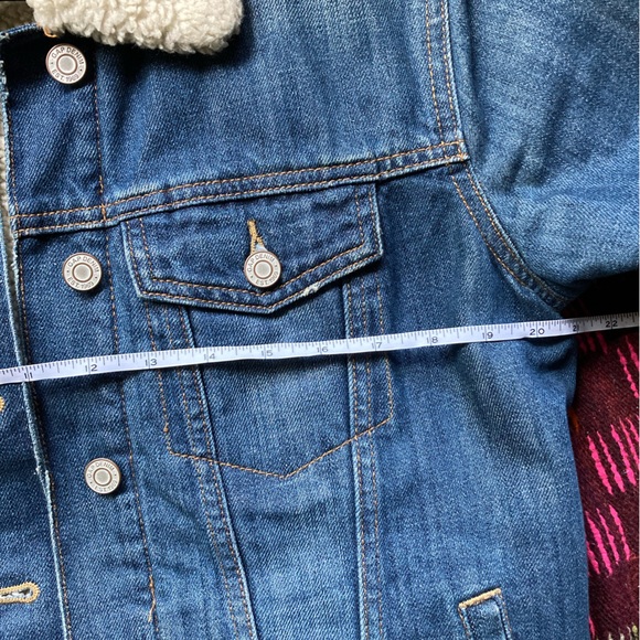 GAP Denim Sherpa Jacket - Picture 5 of 6